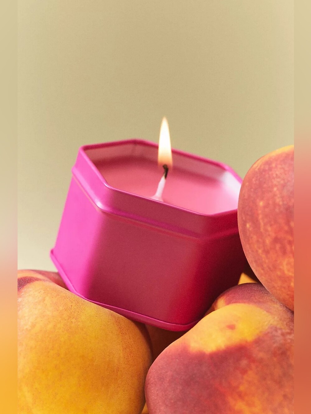 Anthropologie Juliette Fruity Peach & Nectarine Tin Candle